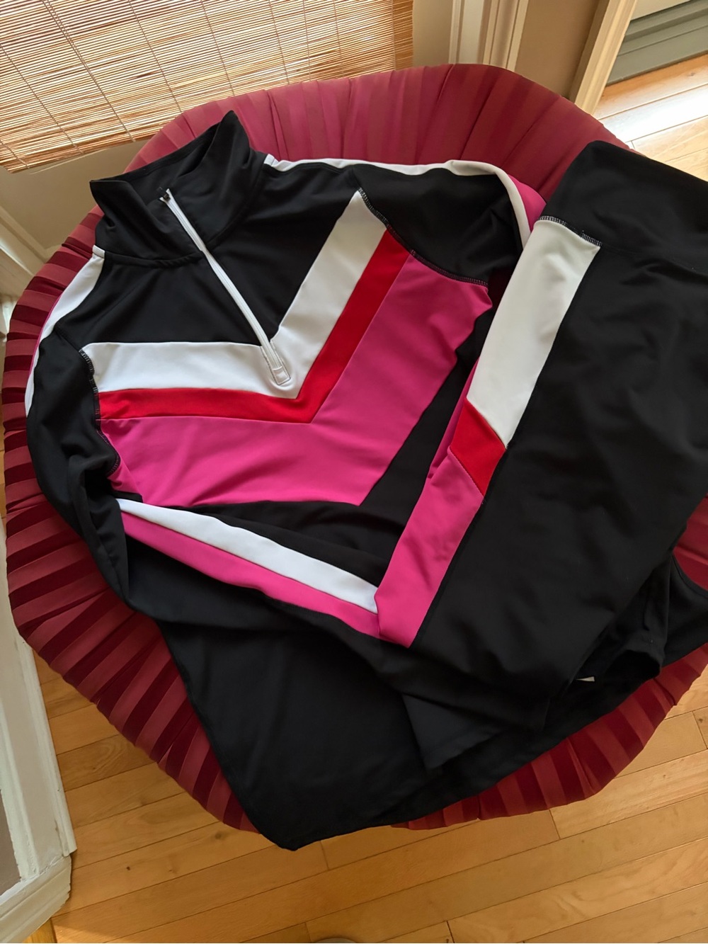 🖤AQUA  SET Women’s Black & Pink Colorblock STRETCH  Top  w matching leggings